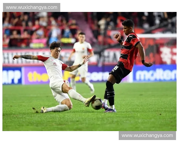 纵观中超杯足球联赛发展趋势与球队表现深度解析全景洞察未来走向 纵观中超杯足球联赛发展趋势与球队表现深度解析全景洞察未来走向